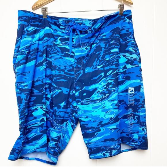 Reel Legends Performance Blue Seahunt Board Athletic Shorts UPF 30 Moisture Wick - Picture 1 of 6